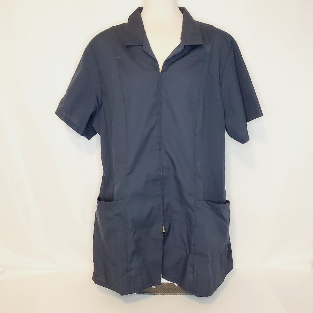 Red Kap Smock With Front Zipper Closure